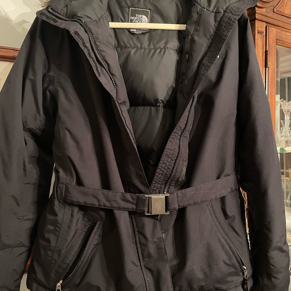 Women’s North Face HyVent black winter jacket with belt.  Size Large.